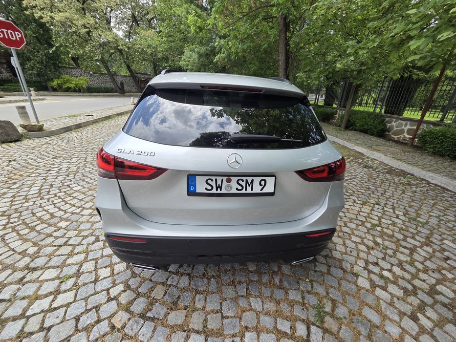 Продавам мерцедес GLA200