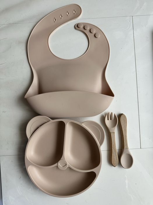 Силиконовая детская посуда