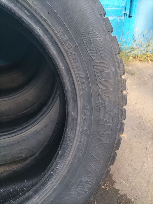 Продам зимние шины R 17