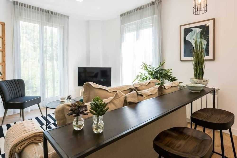 Продава се Тристаен апартамент в София, Дианабад - 109 кв.м за 1734 €/кв.м - Снимка #1