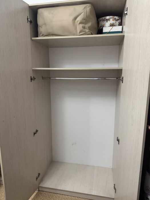 Продам шкаф для спальни