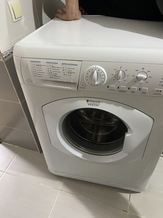 С / М автомат  LG . Есігі кілтеніп қалған