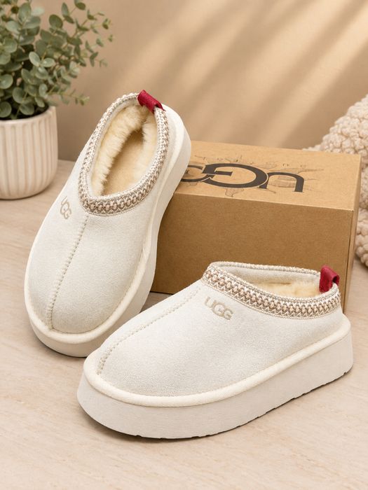 UGG , Tazz чехли