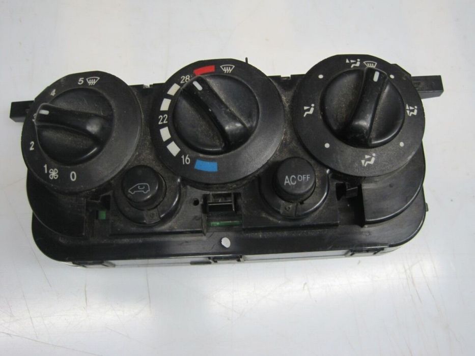 Управление за парно Мерцедес W168