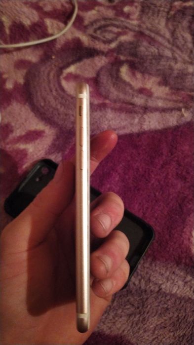 iPhone 7 продам  в отличном состоянии