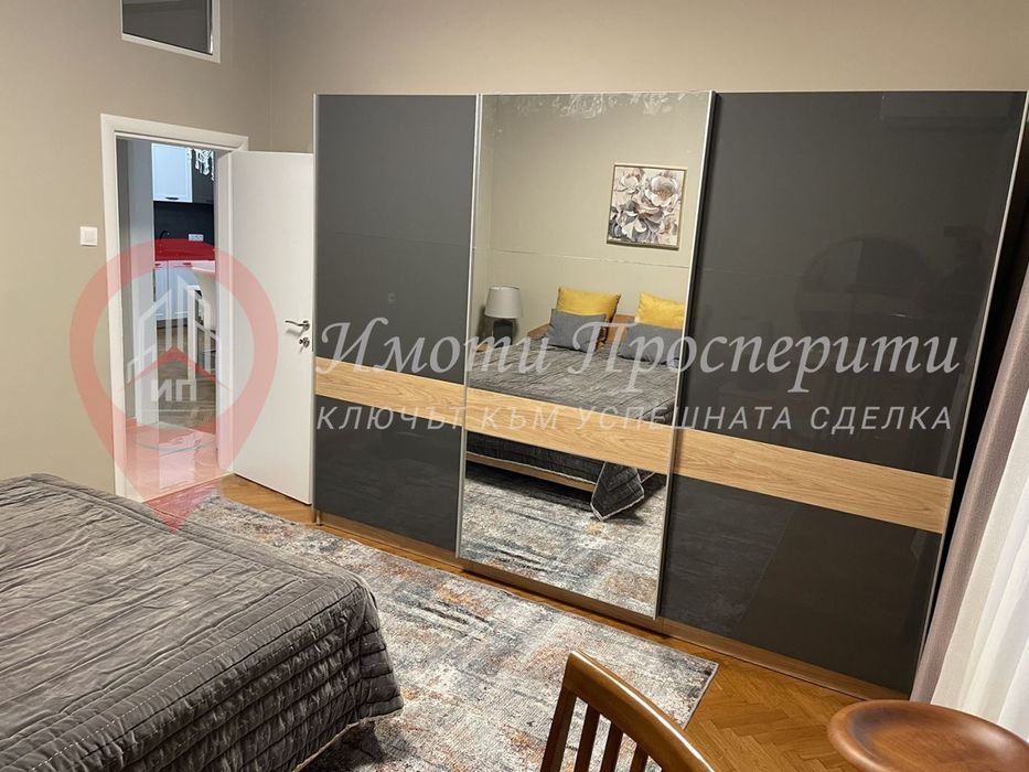 Дава се под наем Двустаен апартамент в София, Център - 80 кв.м за 1200 € - Снимка #3