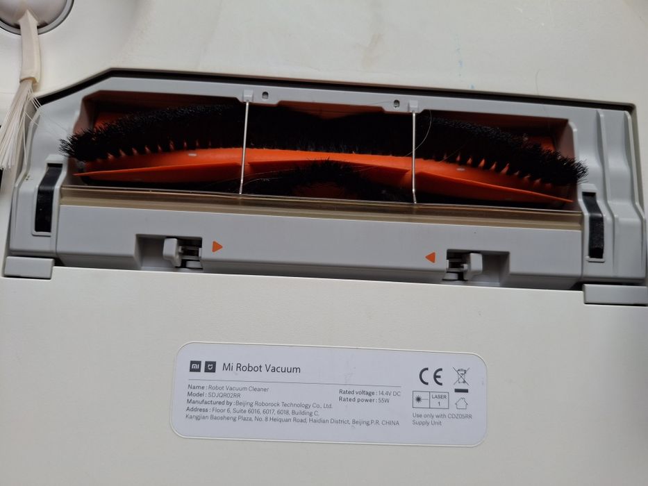 Robot aspirare Xiaomi Mi Robot Vacuum. Model SDJQR02RR