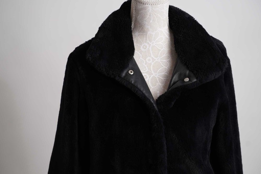 Blanita Hugo Boss, noua, Originala, S-M