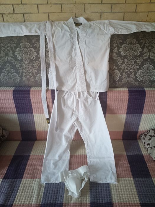 Продам кимоно детское