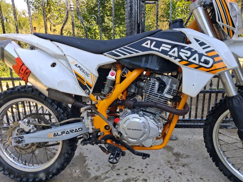 Alfarad 250cc,cititi descrierea
