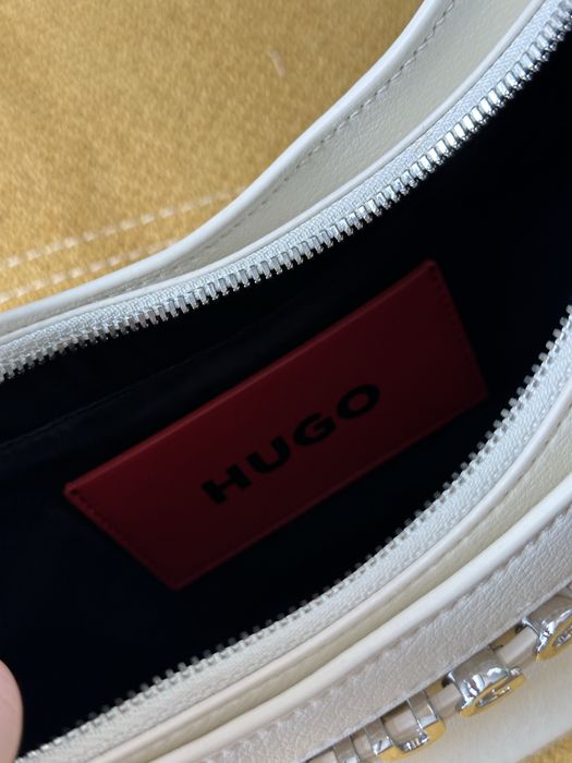 Бяла чанта Hugo Boss