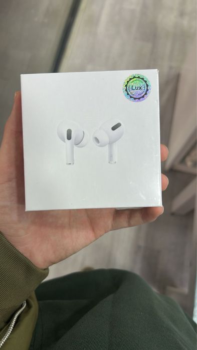 Наушники Apple AirPods Pro