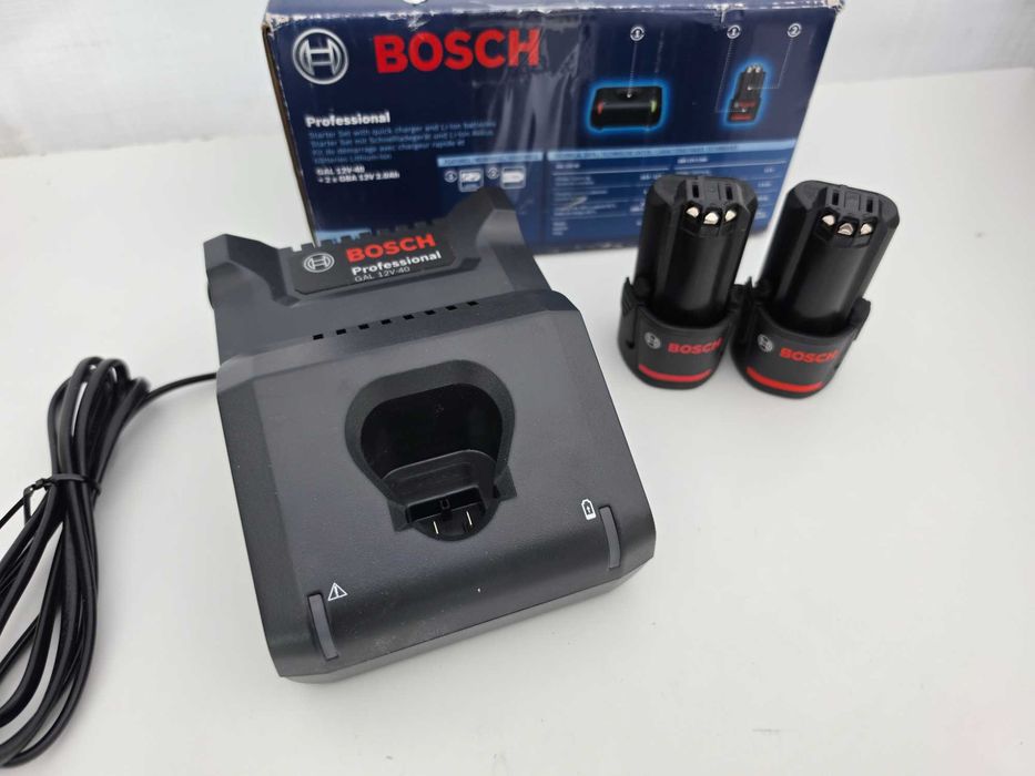 Set 2 acumulatori Li-Ion Bosch Professional GBA, 12 V, 2.0 Ah + incarcator GAL 12V-40