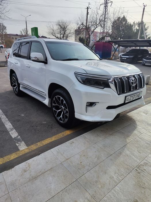 Продаётся Toyota PRADO