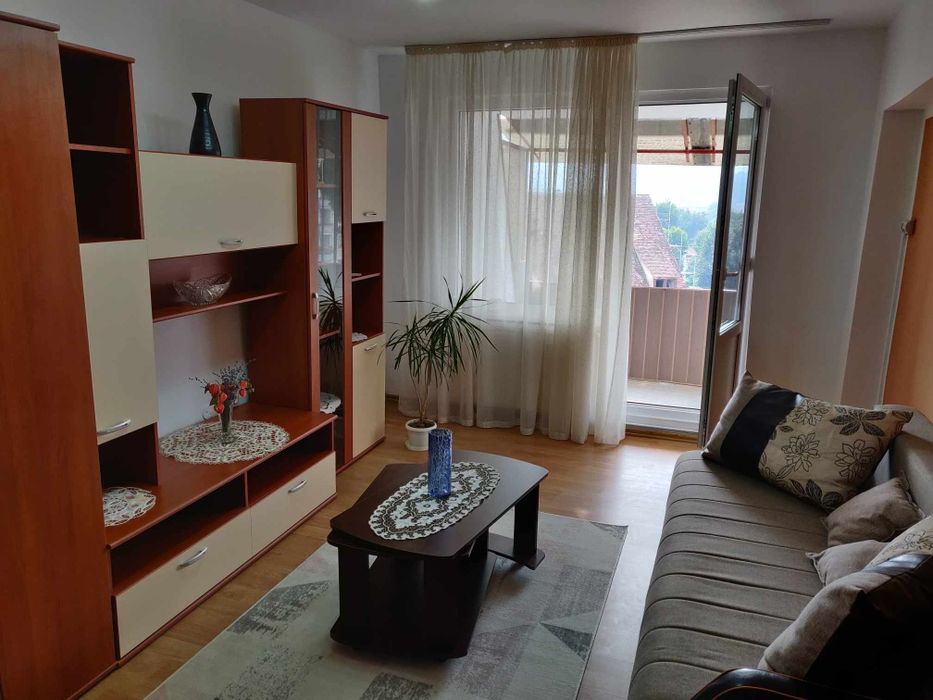 Apartament de inchiriat