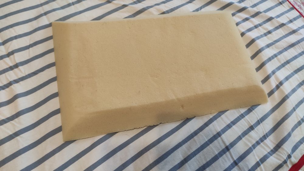 Яке, космонавтка, одеало и възглавница от мемори пяна