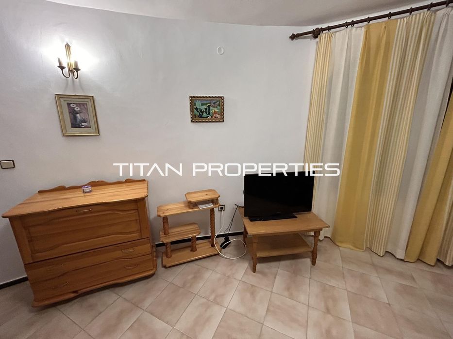 Дава се под наем Тристаен апартамент в Варна, м-т Траката - 65 кв.м за 500 € - Снимка #8