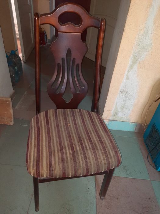 Стулья деревянные 14 штук