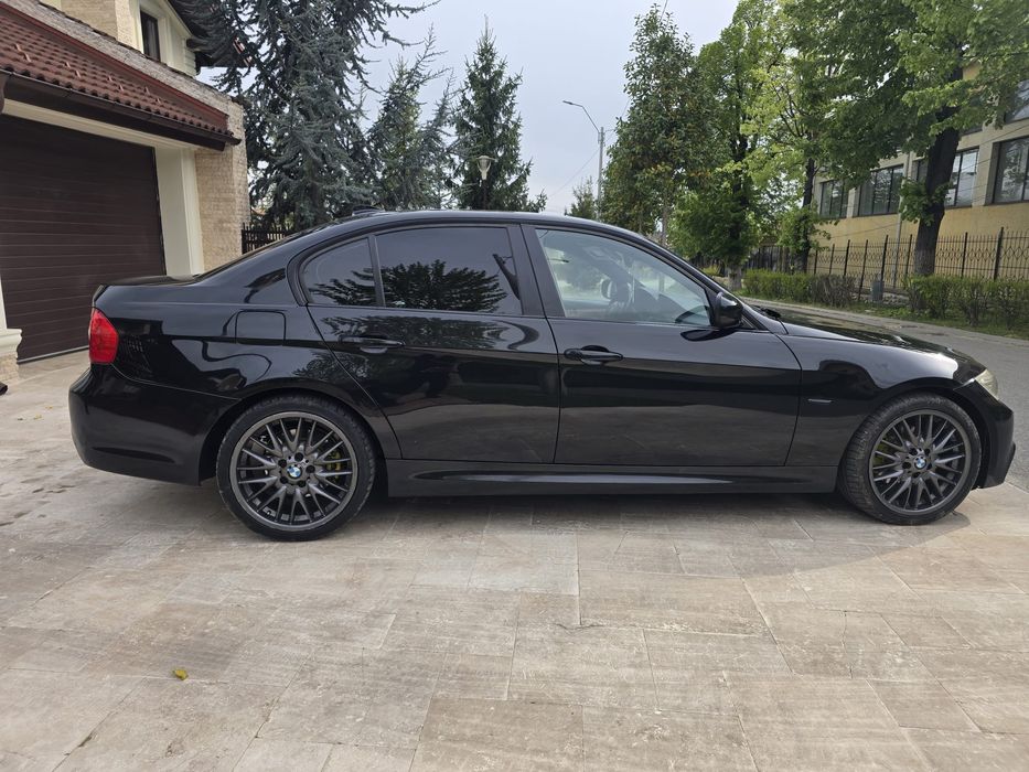 BMW Seria 3 E90 lci
