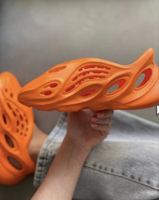 Yeezy boots тапки