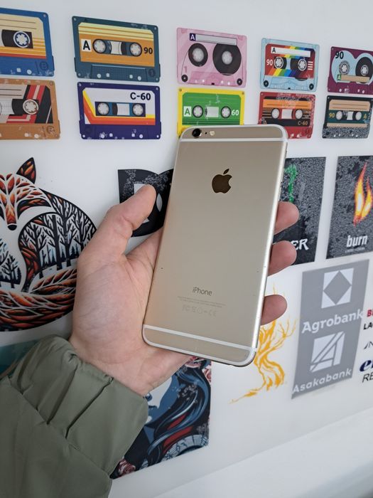 Продам срочно iPhone 6 plus работает отлично