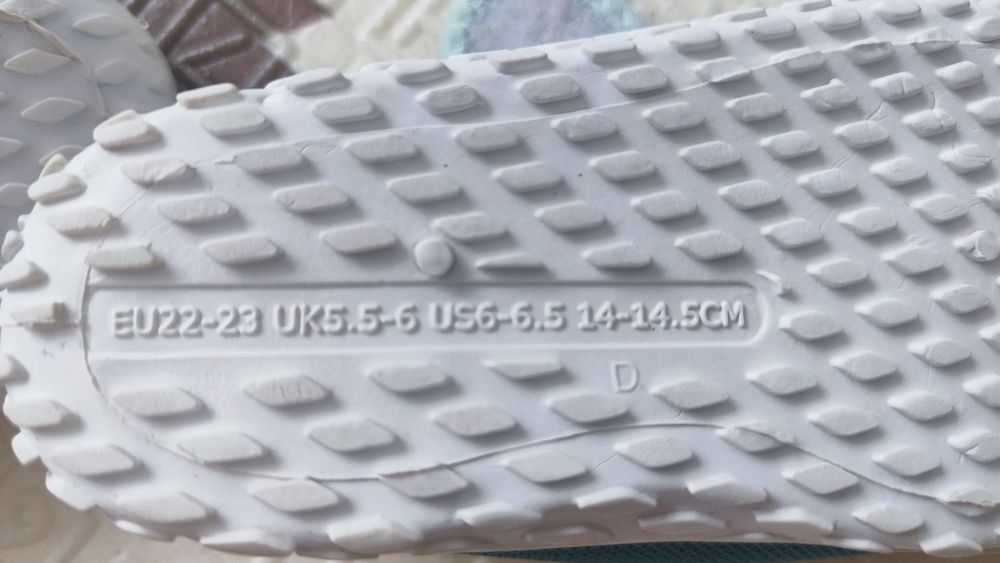 Бебешки аква обувки 
БЕБЕШКИ АКВА ОБУВКИ, ЗЕЛЕНИ