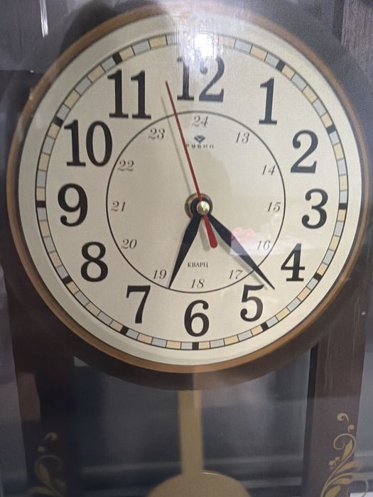 продам часы настенные с маятником