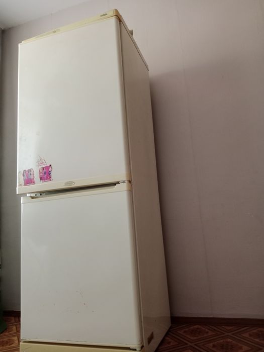 Холодильник б/у продам