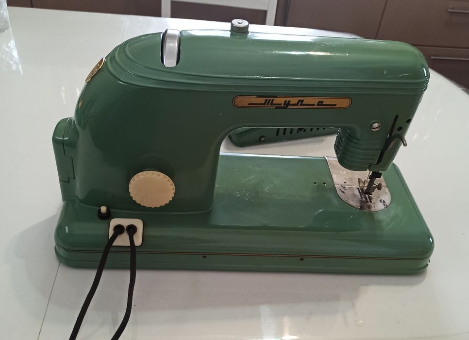 Швейная машина Тула модель1