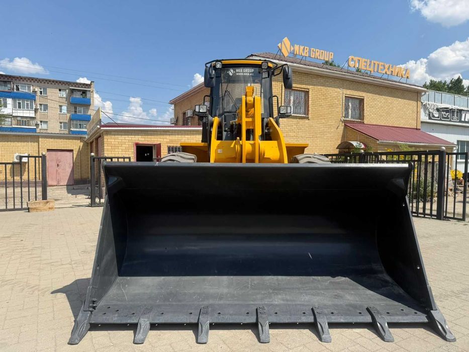 Фронтальный погрузчик LIU GONG 855