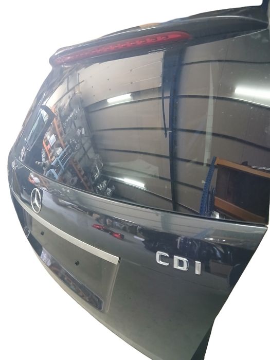 Haion Portbagaj Mercedes-Benz C-Class W204 2007 - 2014