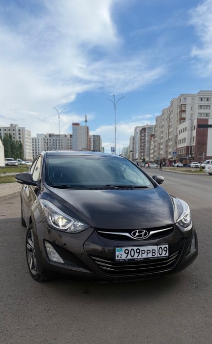 Hyundai Elantra (Хендай Элантра)