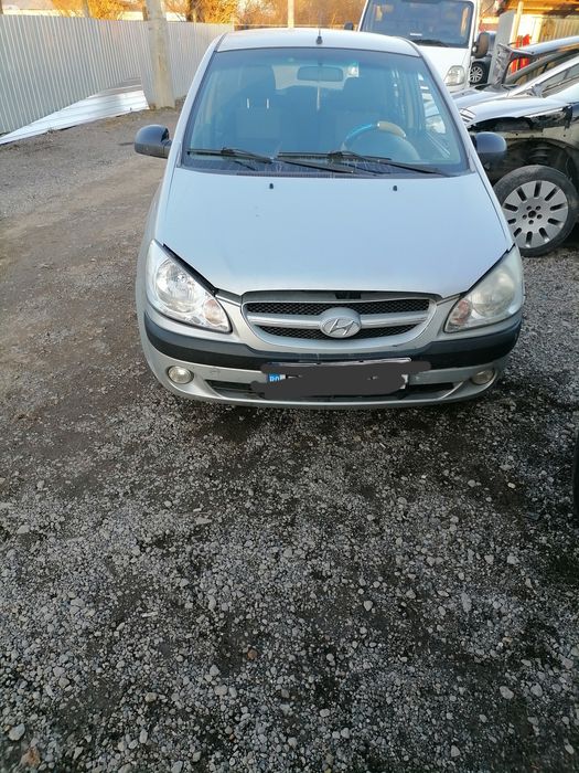 Dezmembrez Hyundai getz