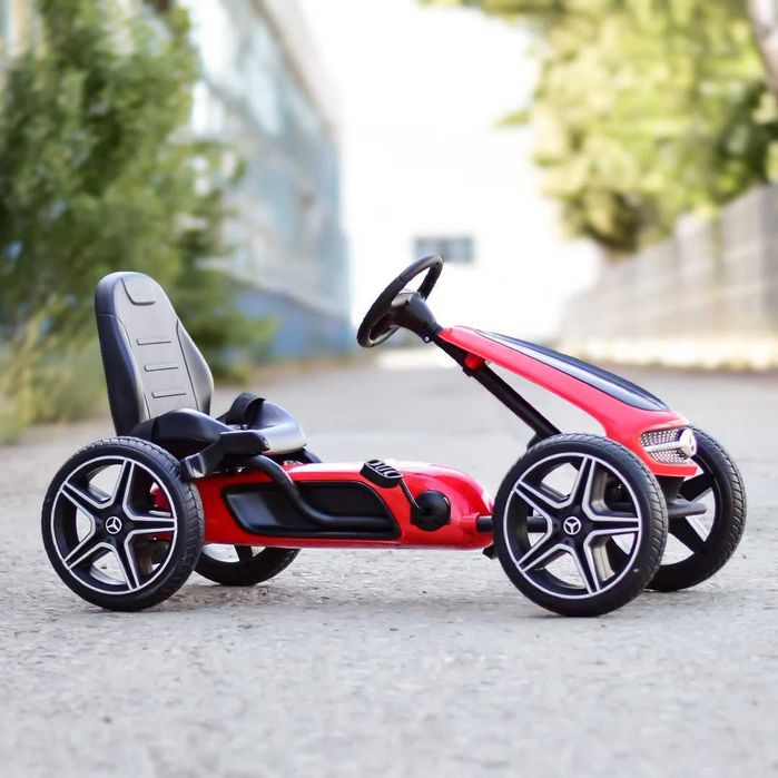 GO Kart cu pedale de la Mercedes, roti cauciuc solid, scaun reglabil