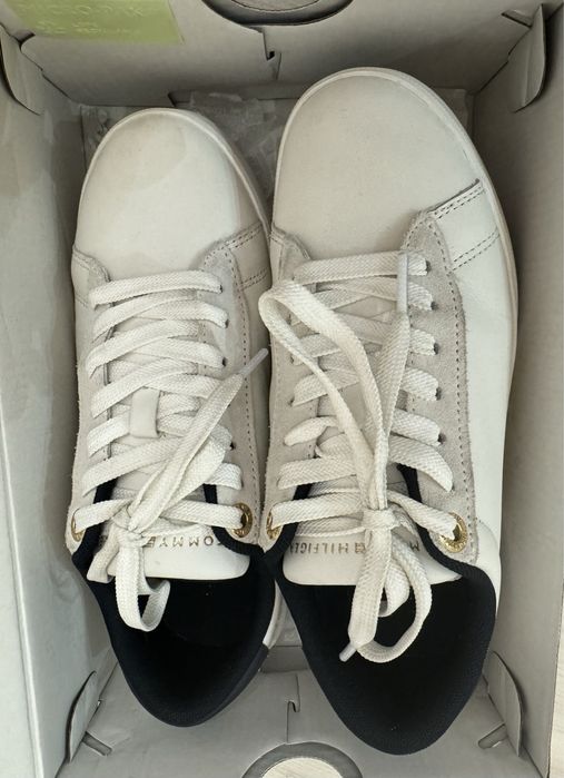 Продаются кеды Tommy Hilfiger (оригинал).