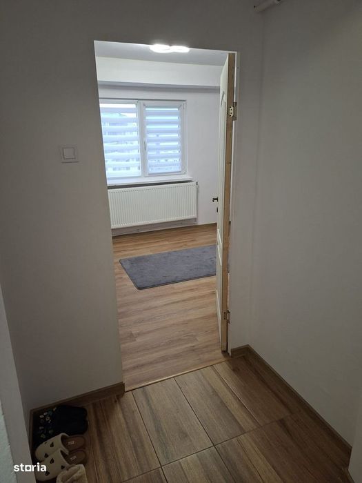 3 camere Banat , RENOVAT  Decomandat / Centrală , preț NEGOCIABIL