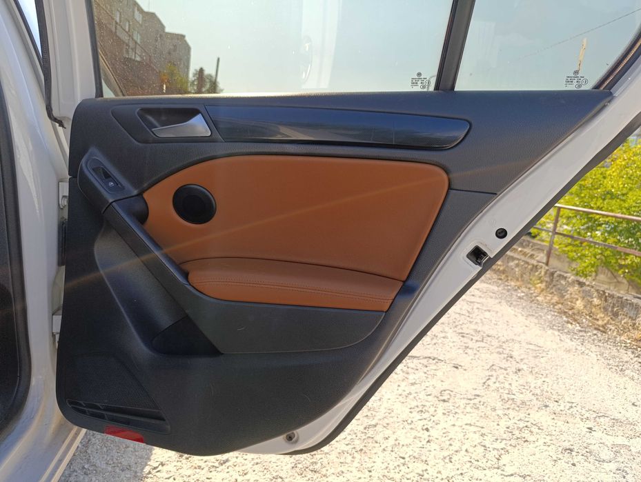 Кожен салон за ГОЛФ 6 с подгрев