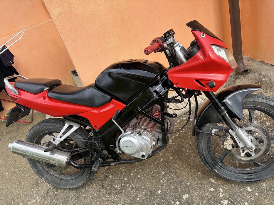 Vand motocicleta FristBike