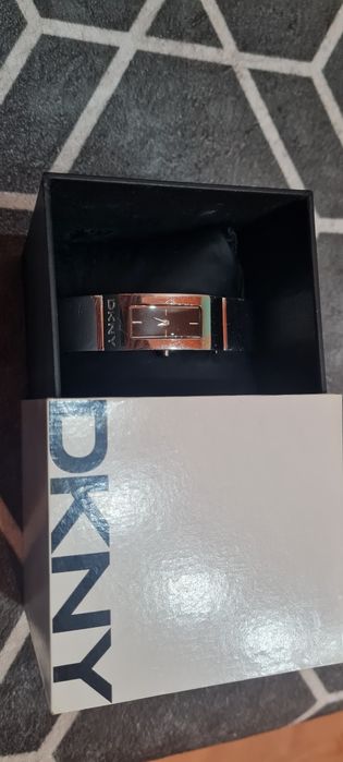 DKNY ,Donna Karan watch, оригинален часовник