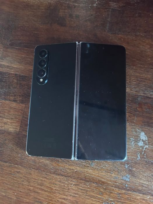 Samsung z fold 4