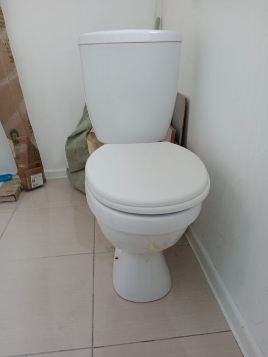 Продам унитаз б/у