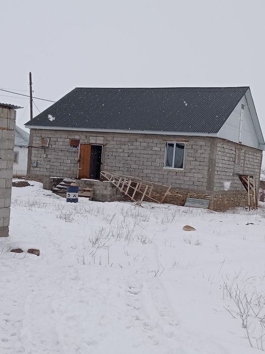 Дом недостроенный