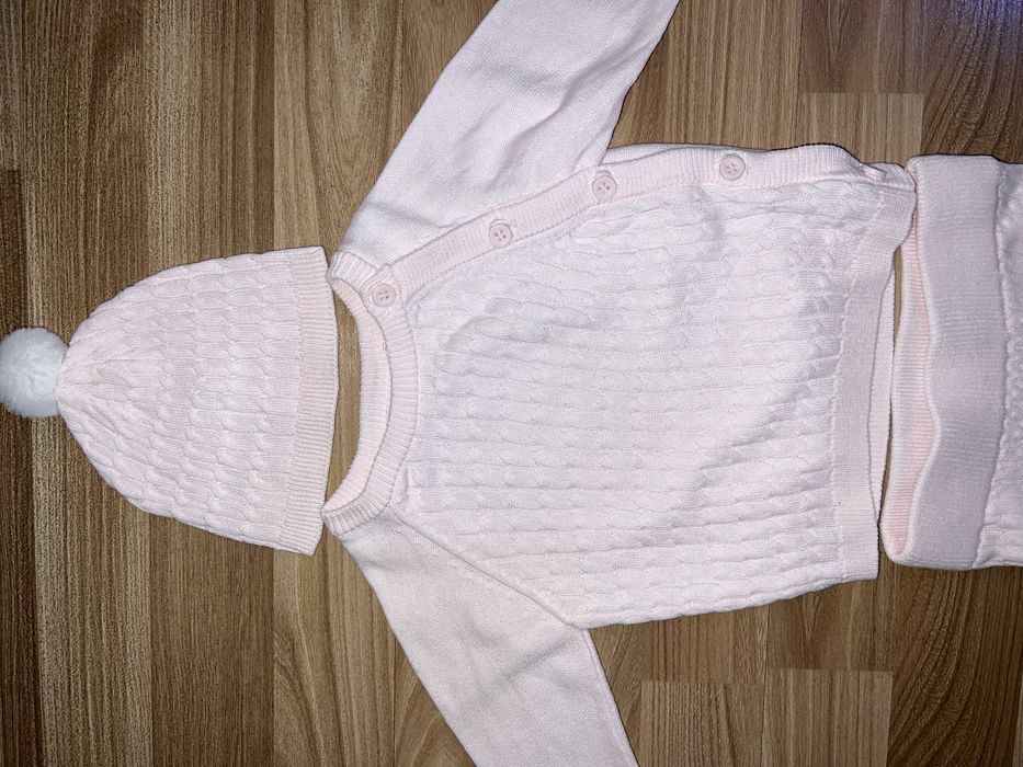 Комплект новый на девочку