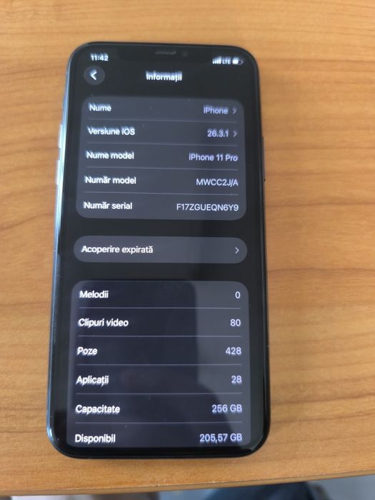 Vând iPhone 11 pro cu husa inclusa