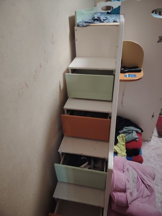 Продам кровать и шкаф