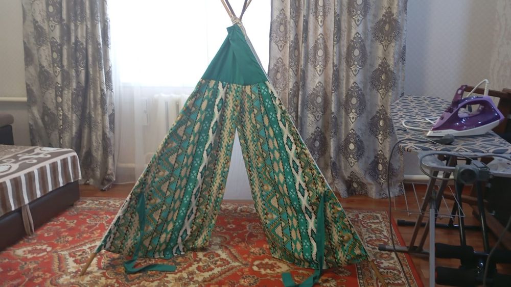 Продам палатку с 1-15 лет(вигвам)
