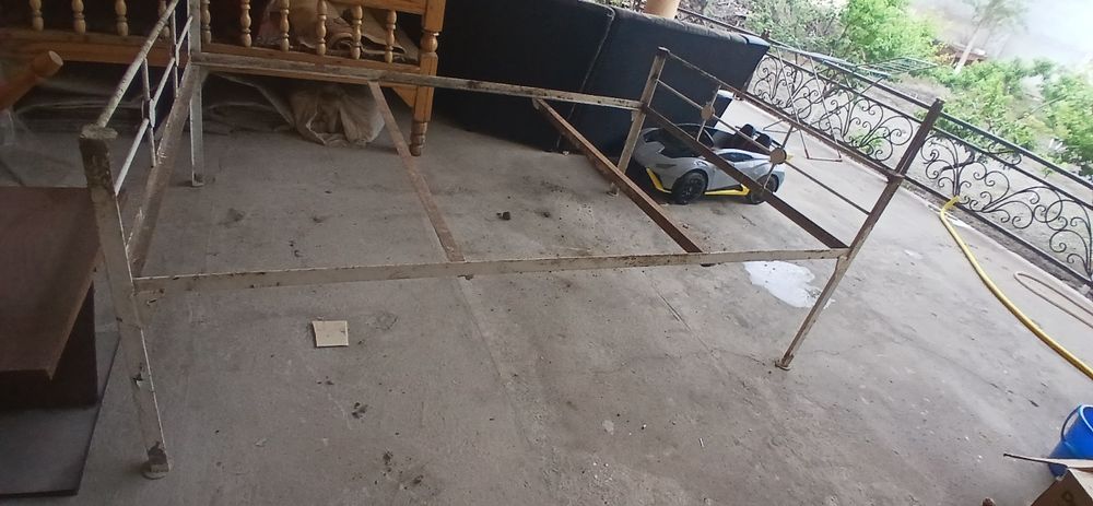 Металл сури каркас сотилади.нархи 400000