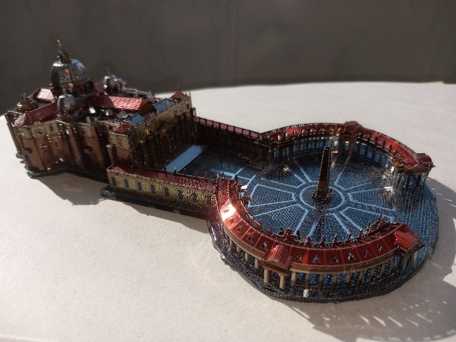 Метален макет,пъзел.