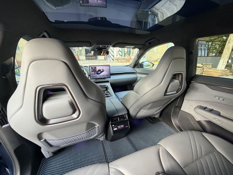 Zeekr 001 z-sport restayling