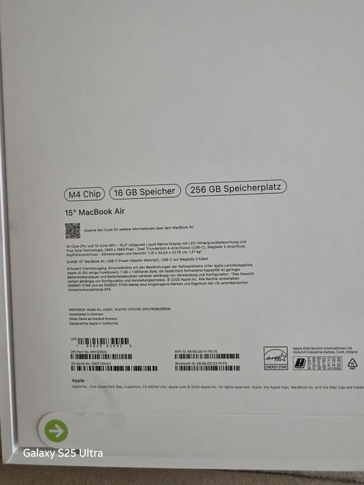 15" MacBook Air c M4 чип, 16 GB RAM и 256 GB SSD